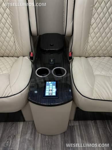 2022 Midwest Automotive Designs Mercedes-Benz Sprinter 3500 Business Class Sprinter - Sprinter for Sale in Richmond, Virginia, United States - Photo 59
