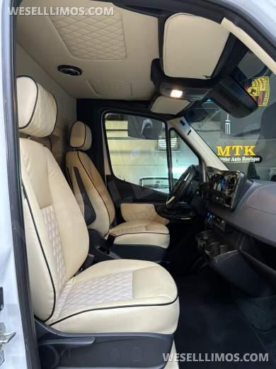 2022 Midwest Automotive Designs Mercedes-Benz Sprinter 3500 Business Class Sprinter - Sprinter for Sale in Richmond, Virginia, United States - Photo 62