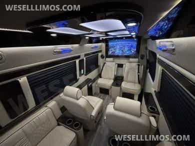 2022 Midwest Automotive Designs Mercedes-Benz Sprinter 3500 Business Class Sprinter - Sprinter for Sale in Richmond, Virginia, United States - Photo 26