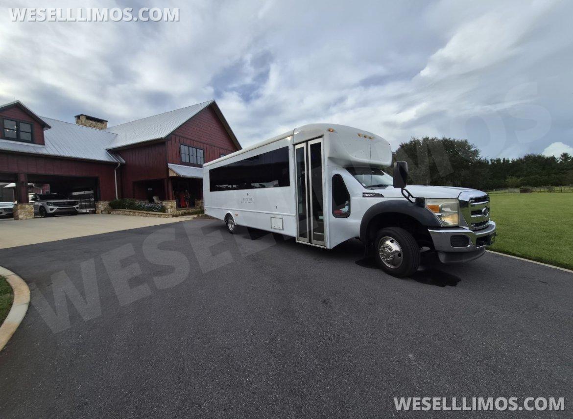 2014 Ford F550 Party  Bus - Photo 2
