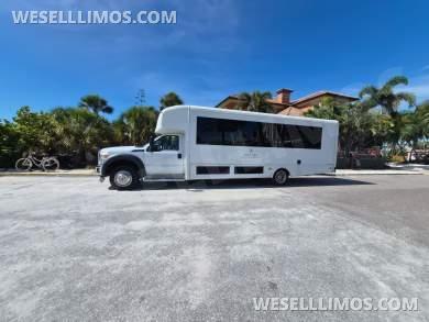 2014 Ford F550 Party  Bus - Limo Bus for Sale in Tampa, Florida, United States - Photo 9