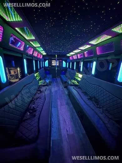 2014 Ford F550 Limo Bus for Sale in Tampa, Florida, US - Main Photo