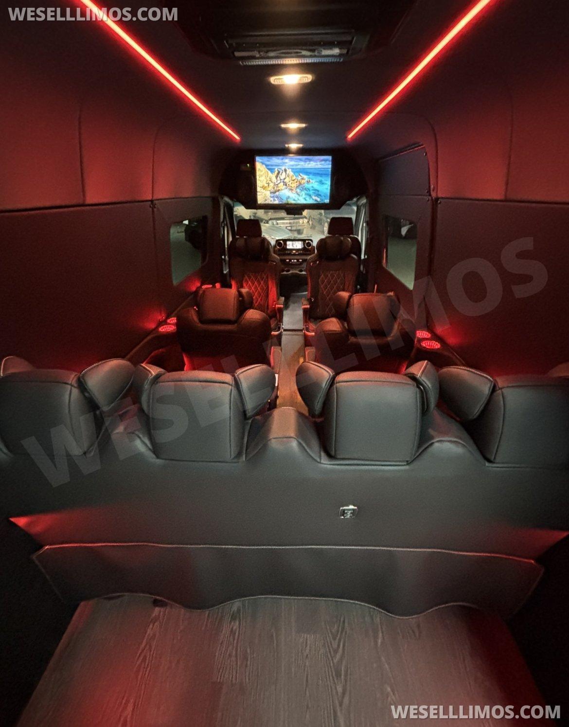2023 Level Up Customs Mercedes-Benz Sprinter 2500 Luxury Cruiser Sprinter - Photo 4