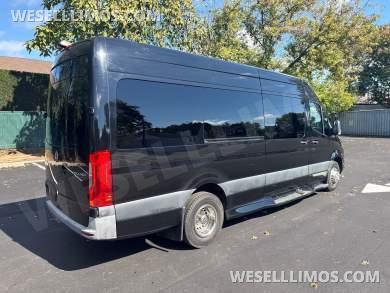 2021 First Class Customs Mercedes-Benz Sprinter Sprinter - Sprinter for Sale in Bladwin, New York, United States - Photo 9