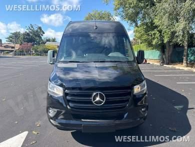 2021 First Class Customs Mercedes-Benz Sprinter Sprinter - Sprinter for Sale in Bladwin, New York, United States - Photo 12