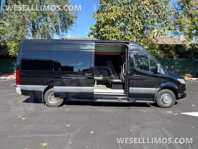 2021 First Class Customs Mercedes-Benz Sprinter Sprinter - Sprinter for Sale in Bladwin, New York, United States - Photo 23