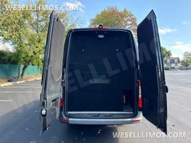 2021 First Class Customs Mercedes-Benz Sprinter Sprinter - Sprinter for Sale in Bladwin, New York, United States - Photo 33