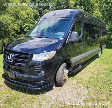 2026 Mercedes-Benz 3500  170" Extended Sprinter for Sale in Elkhart, Indiana, US - Photo 3