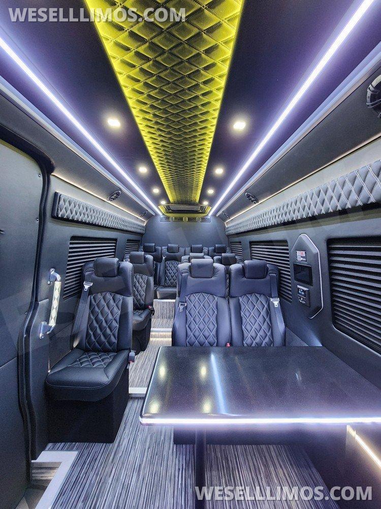 2026 Global Motor Coach Mercedes-Benz Sprinter Executive Shuttle Sprinter - Photo 2