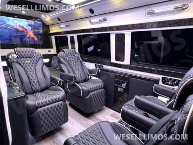 Matte Black Maybach Trim AWD Leather Full Power Heat/Cool/Massage Seats Auto Elite MB Sprinter - Sprinter for Sale in Elkhart, Indiana, United States - Photo 11