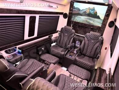 Matte Black Maybach Trim AWD Leather Full Power Heat/Cool/Massage Seats Auto Elite MB Sprinter - Sprinter for Sale in Elkhart, Indiana, United States - Photo 12