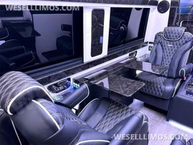 Matte Black Maybach Trim AWD Leather Full Power Heat/Cool/Massage Seats Auto Elite MB Sprinter - Sprinter for Sale in Elkhart, Indiana, United States - Photo 14