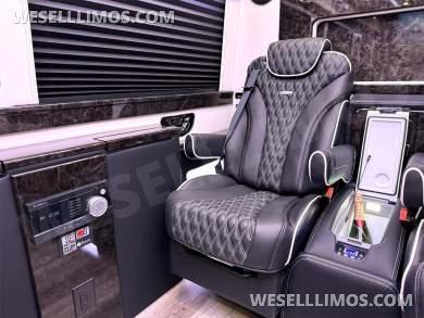 Matte Black Maybach Trim AWD Leather Full Power Heat/Cool/Massage Seats Auto Elite MB Sprinter - Sprinter for Sale in Elkhart, Indiana, United States - Photo 17