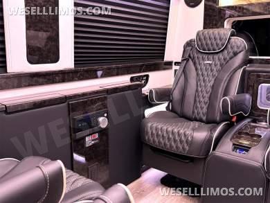 Matte Black Maybach Trim AWD Leather Full Power Heat/Cool/Massage Seats Auto Elite MB Sprinter - Sprinter for Sale in Elkhart, Indiana, United States - Photo 21