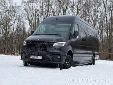 Matte Black Maybach Trim AWD Leather Full Power Heat/Cool/Massage Seats Auto Elite MB Sprinter - Sprinter for Sale in Elkhart, Indiana, United States - Photo 26