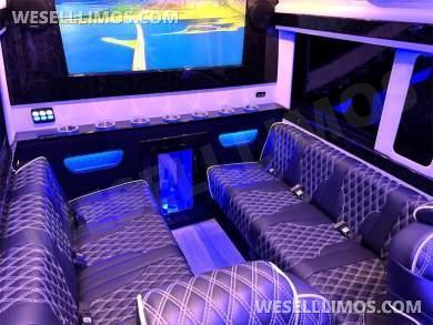 Matte Black Maybach Trim AWD Leather Full Power Heat/Cool/Massage Seats Auto Elite MB Sprinter - Sprinter for Sale in Elkhart, Indiana, United States - Photo 32