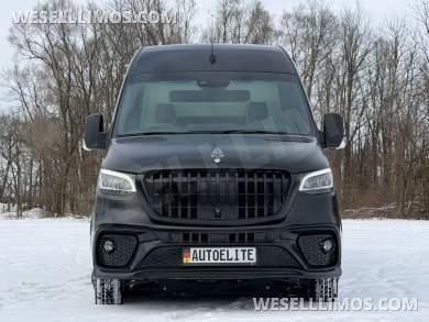 Matte Black Maybach Trim AWD Leather Full Power Heat/Cool/Massage Seats Auto Elite MB Sprinter - Sprinter for Sale in Elkhart, Indiana, United States - Photo 42