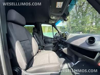 2025 Mercedes-Benz Sprinter Sprinter - Sprinter for Sale in Baldwin, New York, United States - Photo 17