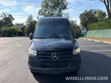 2025 Mercedes-Benz Sprinter Sprinter - Sprinter for Sale in Baldwin, New York, United States - Photo 11
