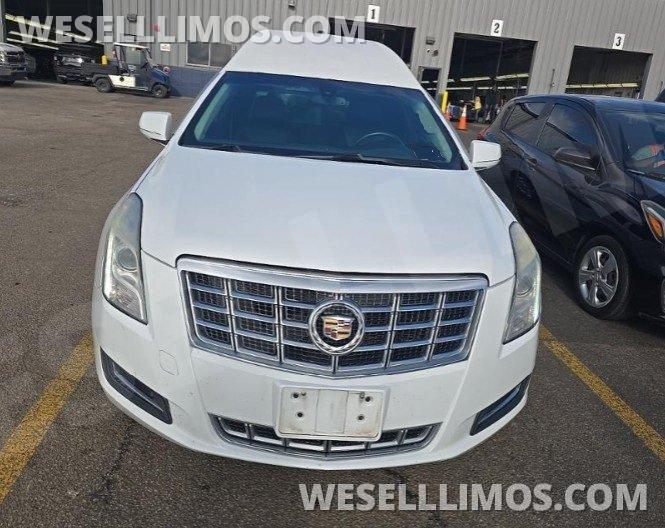 2015 Kingsley Cadillac XTS Funeral - Photo 2