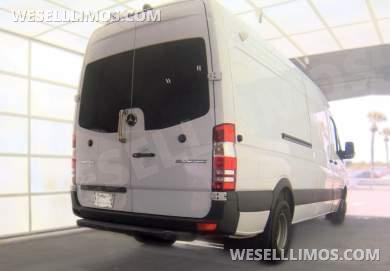 2014 Mercedes-Benz 3500 Sprinter for Sale in St Marys, Georgia, US - Photo 2