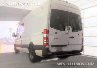 2014 Mercedes-Benz 3500 Sprinter for Sale in St Marys, Georgia, US - Photo 3