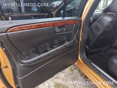 2006 Gold Limousine Cadillac DTS Professional Limousine - Limousine for Sale in St Marys, Georgia, United States - Photo 11