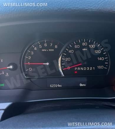 2006 Gold Limousine Cadillac DTS Professional Limousine - Limousine for Sale in St Marys, Georgia, United States - Photo 24