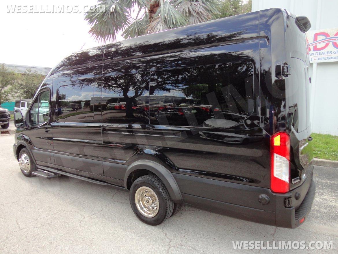 2022 Ford Transit Driverge Shuttle Sprinter - Photo 3