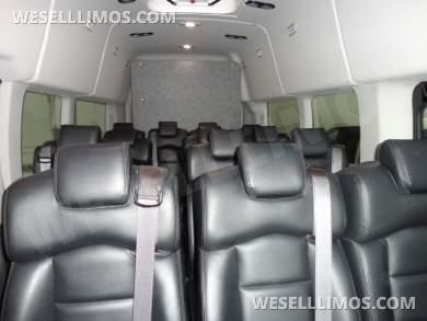 2022 Ford Transit Driverge Shuttle Sprinter - Sprinter for Sale in Delray Beach, Florida, United States - Photo 9