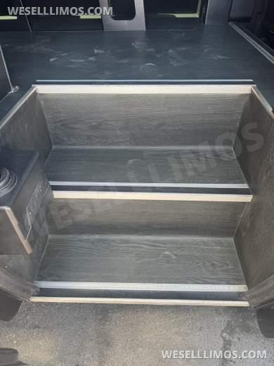 2020 grech motors Ford f550 Shuttle Bus - Shuttle Bus for Sale in Laguna Niguel, California, United States - Photo 16