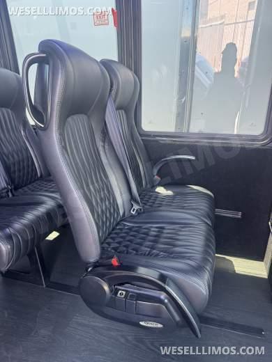 2020 grech motors Ford f550 Shuttle Bus - Shuttle Bus for Sale in Laguna Niguel, California, United States - Photo 17