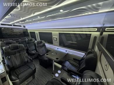 2022 First Class Customs, Inc. Mercedes-Benz Executive Class JET Sprinter - Sprinter for Sale in Springfield, Missouri, United States - Photo 10