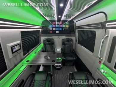 2022 First Class Customs, Inc. Mercedes-Benz Executive Class JET Sprinter - Sprinter for Sale in Springfield, Missouri, United States - Photo 11