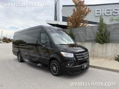 2022 First Class Customs, Inc. Mercedes-Benz Executive Class JET Sprinter - Sprinter for Sale in Springfield, Missouri, United States - Photo 16