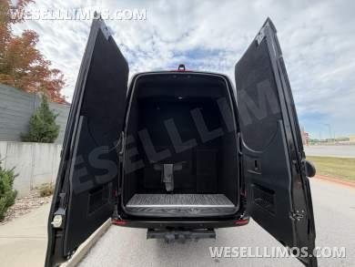 2022 First Class Customs, Inc. Mercedes-Benz Executive Class JET Sprinter - Sprinter for Sale in Springfield, Missouri, United States - Photo 25