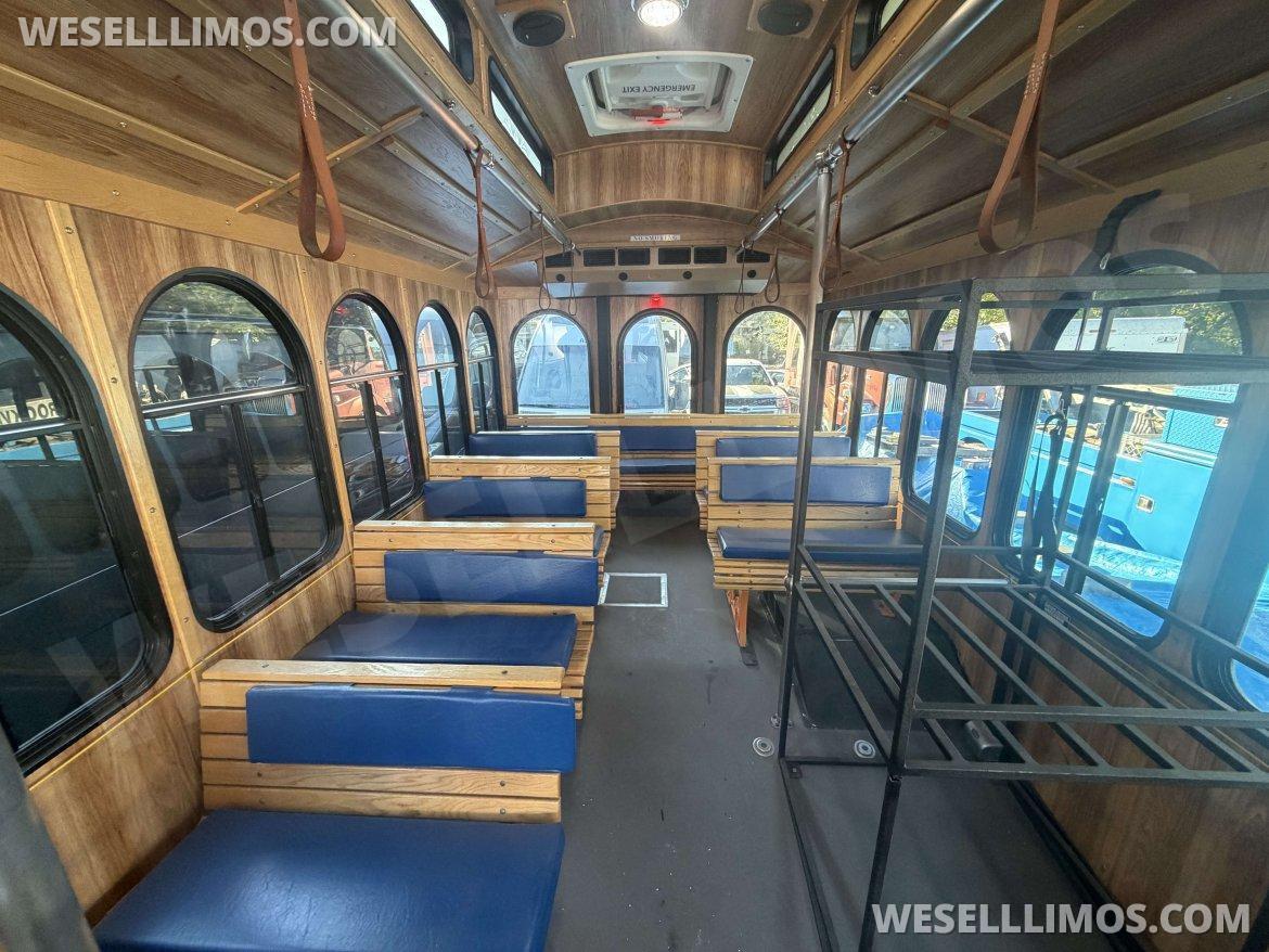 2020 Hometown Carriage Ford e450 Trolley - Photo 4