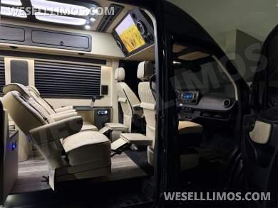 2022 Mercedes-Benz Sprinter Sprinter for Sale in Elkhart, Indiana, US - Photo 3