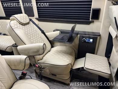 2022 Midwest Automotive Designs Luxe Cruiser 144WB Mercedes-Benz Sprinter - Sprinter for Sale in Elkhart, Indiana, United States - Photo 14