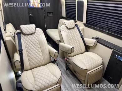 2022 Midwest Automotive Designs Luxe Cruiser 144WB Mercedes-Benz Sprinter - Sprinter for Sale in Elkhart, Indiana, United States - Photo 28