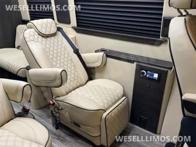 2022 Midwest Automotive Designs Luxe Cruiser 144WB Mercedes-Benz Sprinter - Sprinter for Sale in Elkhart, Indiana, United States - Photo 29