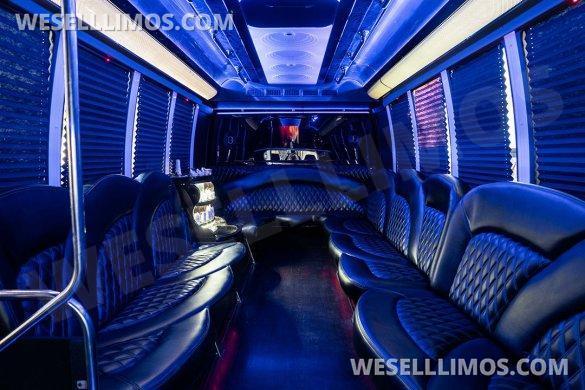 2019 Ford Limo Bus