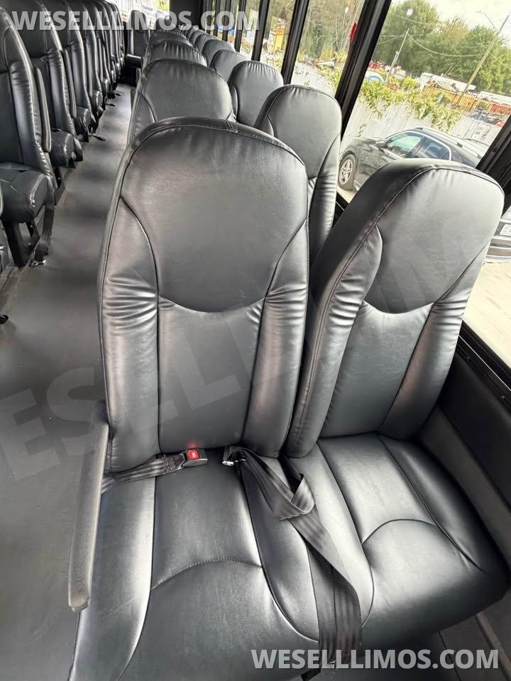 2016 STARCRAFT International  Shuttle Bus - Photo 4