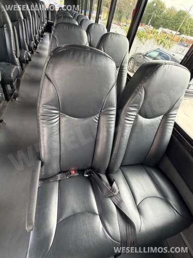 2016 International Bus Shuttle Bus for Sale in West Babylon, New York, US - Photo 4