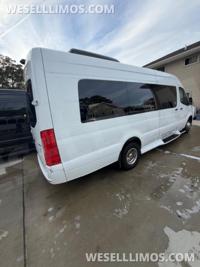 2024  Mercedes-Benz Sprinter 3500EXT Sprinter - Photo 3