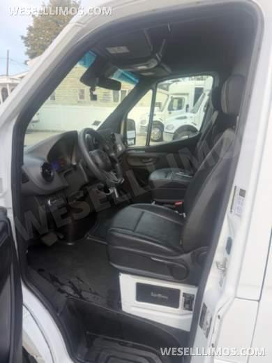 2024  Mercedes-Benz Sprinter 3500EXT Sprinter - Sprinter for Sale in West Babylon, New York, United States - Photo 9
