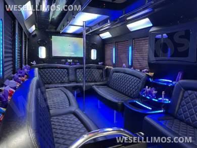 2016 Ford E450 Limo Bus for Sale in Pennington, New Jersey, US - Photo 2
