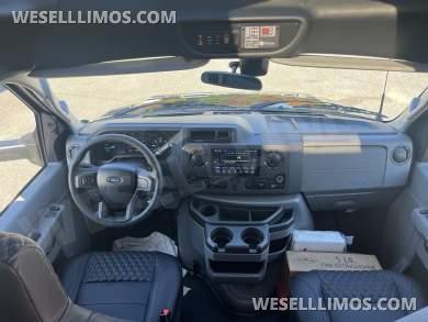 2027 L A  West Ford E450 Executive Shuttle - Executive Shuttle for Sale in Pasadena, Maryland, United States - Photo 12