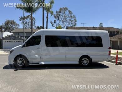 2015 Midwest Mercedes-Benz Sprinter high roof Sprinter Extended - Sprinter for Sale in Beverly Hills, CA - Photo 9