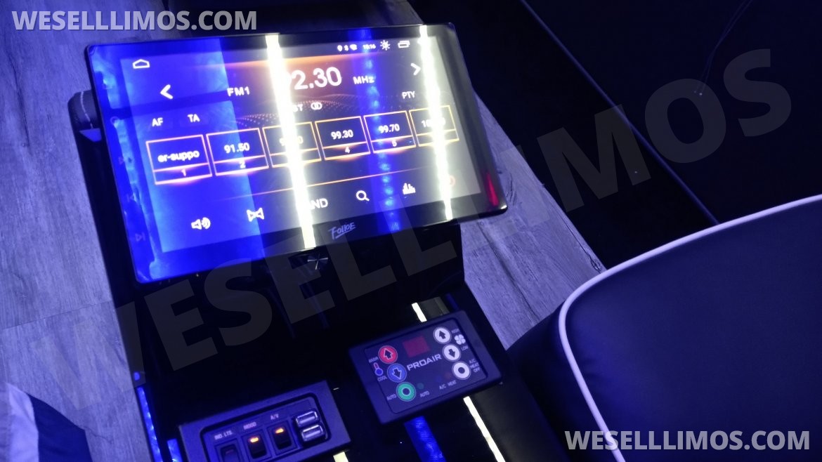 Photo of Sprinter for sale: 2019 Mercedes-Benz Sprinter 2500 by Krystal Limousine